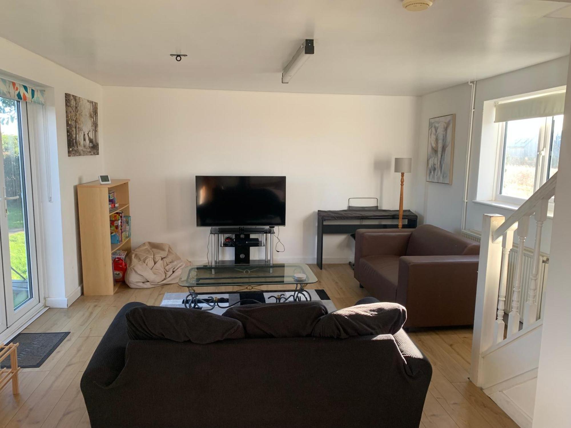 1 Bedroom Annex, Private Bathroom, Peaceful Area Claypits Екстериор снимка